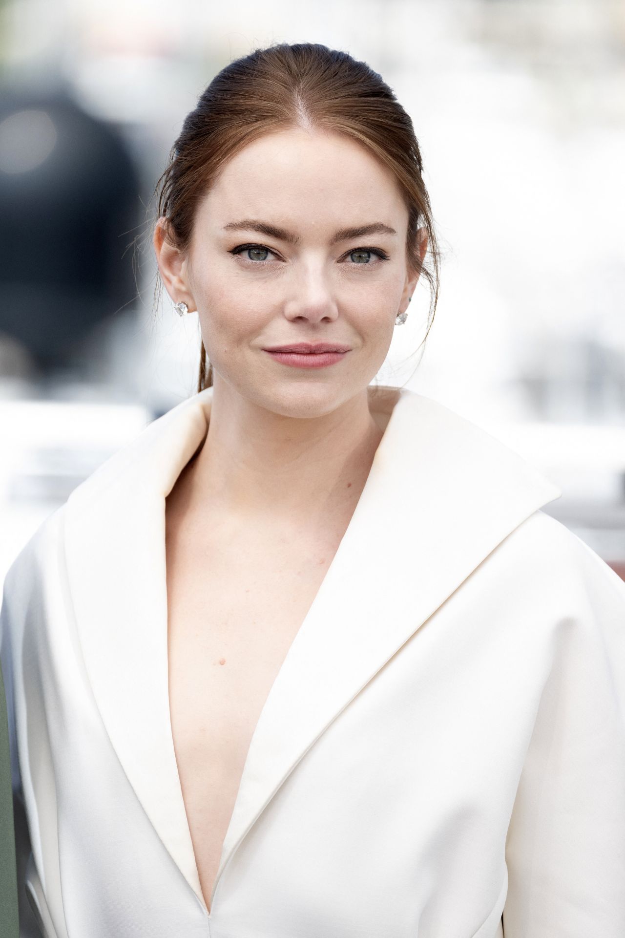 EMMA STONE AT KINDS OF KINDNESS PHOTOCALL IN CANNES FILM FESTIVAL07